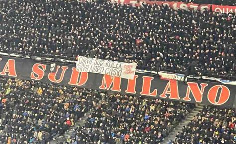 curva sud rolex curva nord casio|La sesión de Shakira se hizo presente en el clásico de Milán.